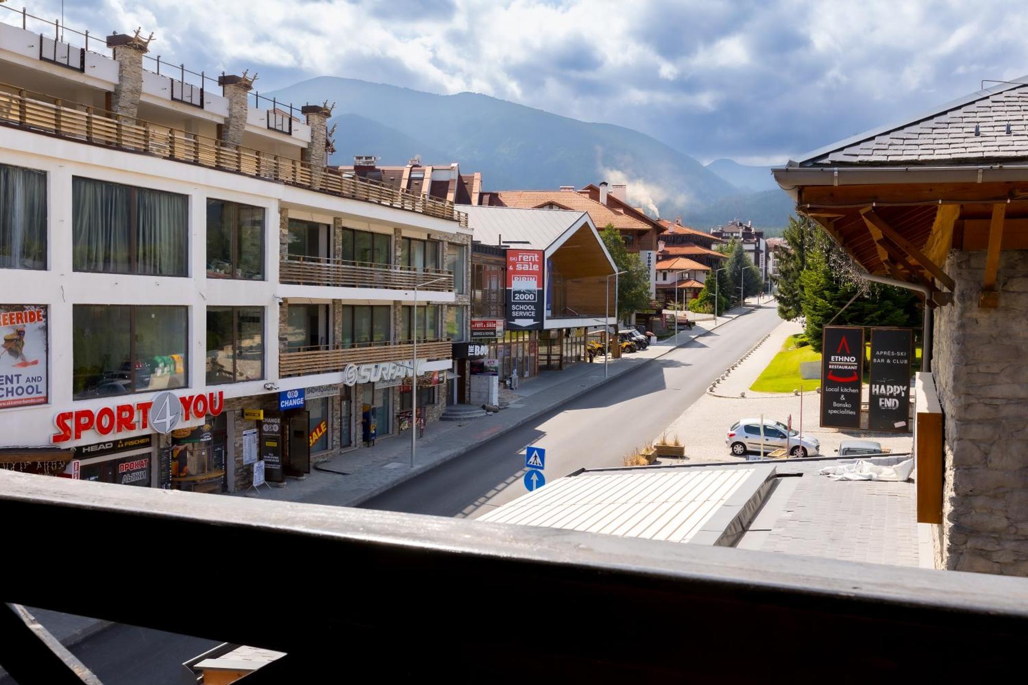 Granat Gondola Lift Apartments Bansko Exterior foto