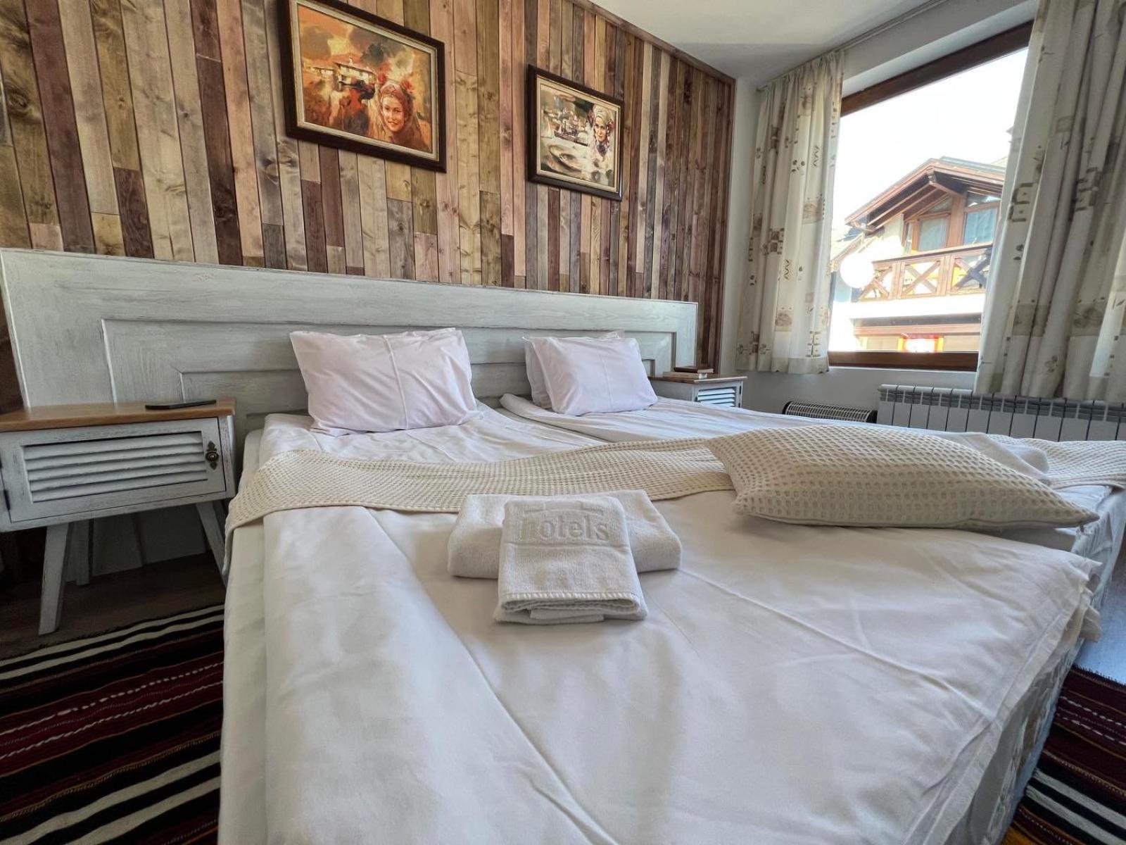 Granat Gondola Lift Apartments Bansko Exterior foto